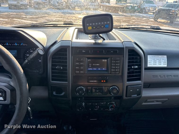 image for item EG2018 2017 Ford F250 Super Duty XL Ext. Cab utility bed pickup truck