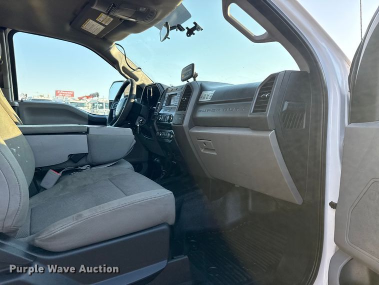 image for item EG2018 2017 Ford F250 Super Duty XL Ext. Cab utility bed pickup truck