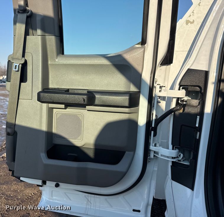 image for item EG2018 2017 Ford F250 Super Duty XL Ext. Cab utility bed pickup truck