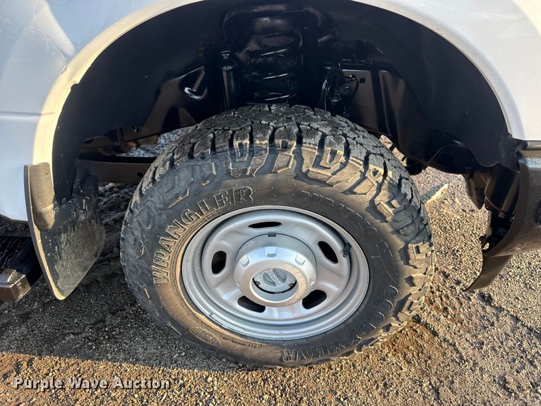 image for item EG2018 2017 Ford F250 Super Duty XL Ext. Cab utility bed pickup truck