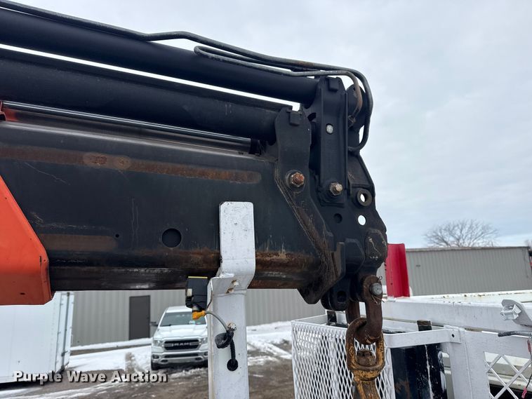 image for item EG2034 2013 International 7600 crane truck