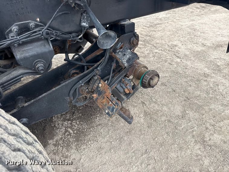 image for item EG2034 2013 International 7600 crane truck