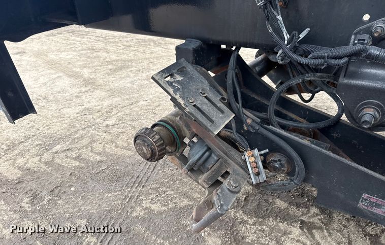 image for item EG2034 2013 International 7600 crane truck