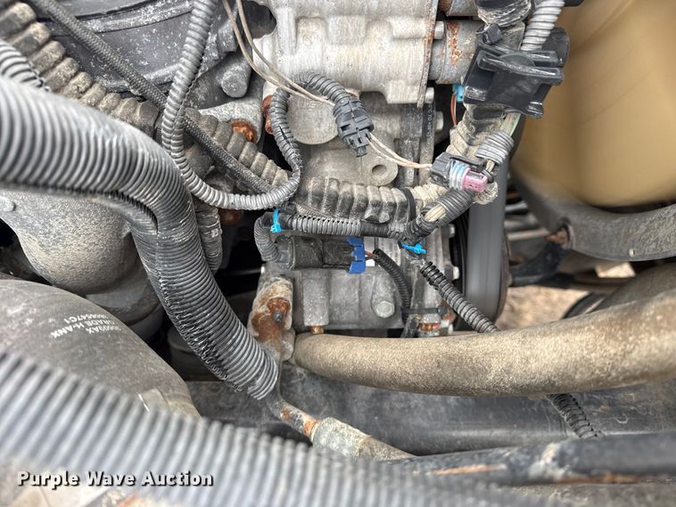 image for item EG2034 2013 International 7600 crane truck