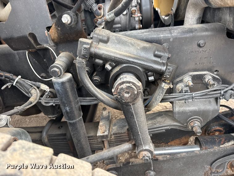 image for item EG2034 2013 International 7600 crane truck