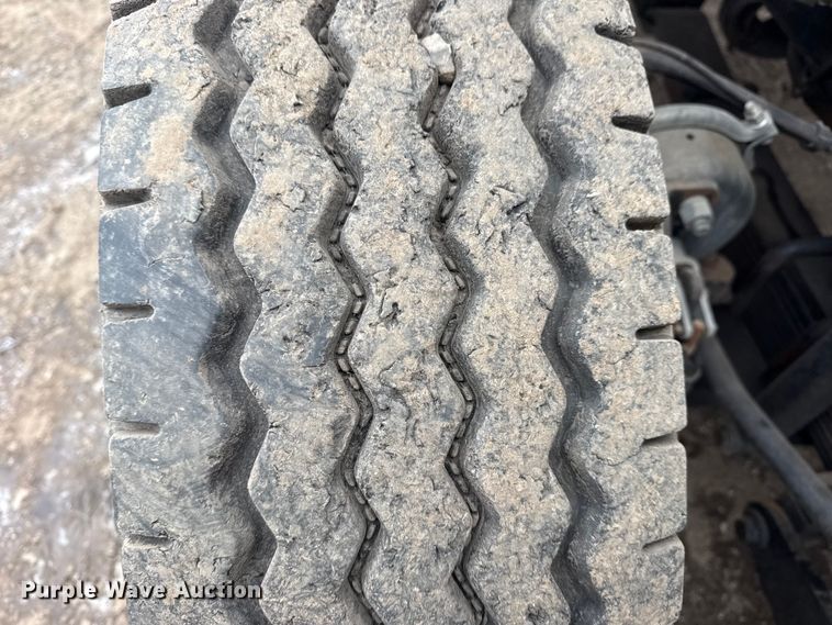 image for item EG2034 2013 International 7600 crane truck