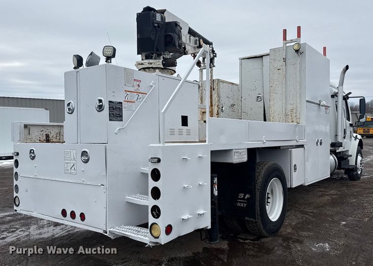 image for item EG2035 2007 Freightliner Business Class M2 crane truck