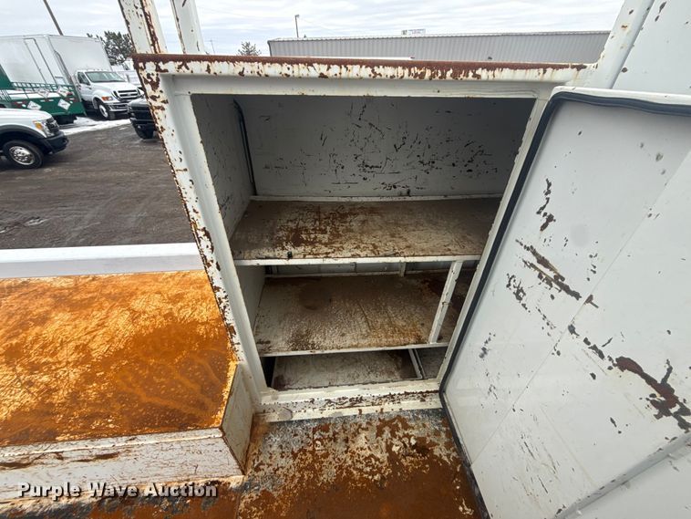 image for item EG2035 2007 Freightliner Business Class M2 crane truck