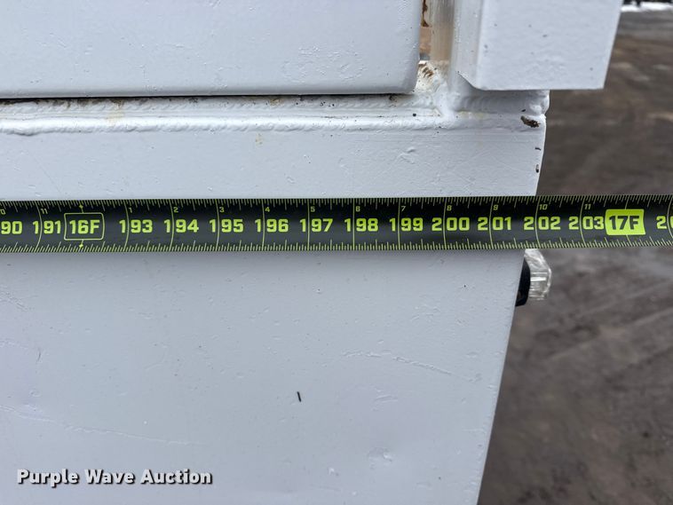 image for item EG2035 2007 Freightliner Business Class M2 crane truck