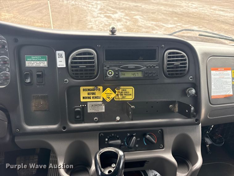 image for item EG2035 2007 Freightliner Business Class M2 crane truck