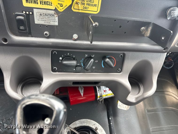 image for item EG2035 2007 Freightliner Business Class M2 crane truck