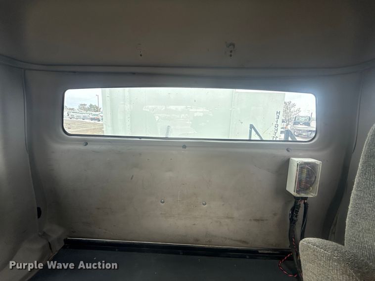 image for item EG2035 2007 Freightliner Business Class M2 crane truck