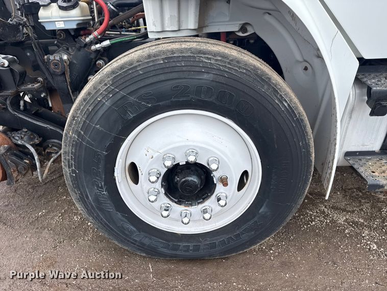 image for item EG2035 2007 Freightliner Business Class M2 crane truck