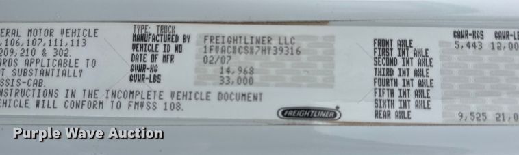 image for item EG2035 2007 Freightliner Business Class M2 crane truck