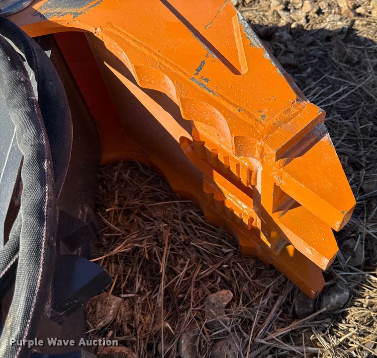 image for item EN0257 Wolverine excavator grapple