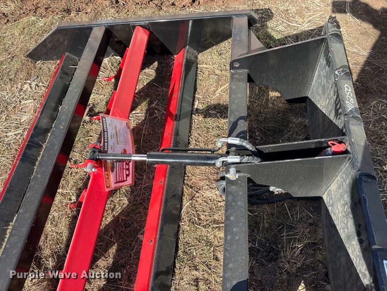 image for item EN0269 2025 Giyi FR70 skid steer and leveler