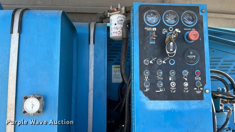 image for item EN0473 1998 Genie S-65 boom lift