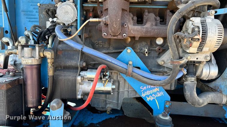 image for item EN0473 1998 Genie S-65 boom lift