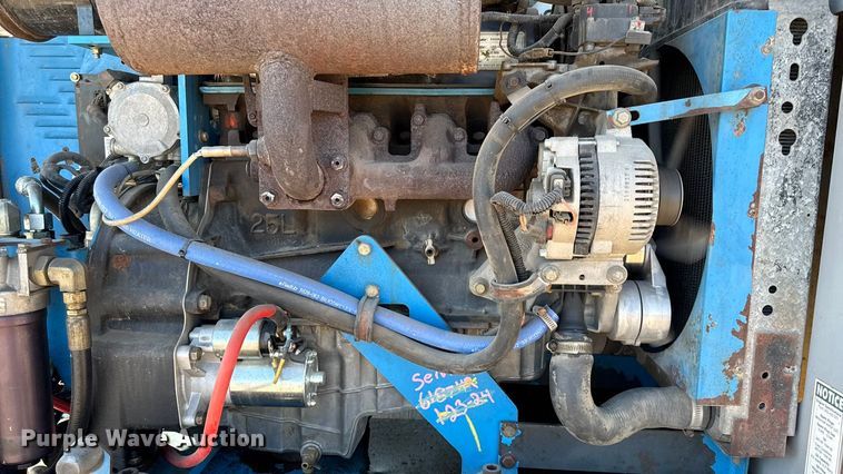 image for item EN0473 1998 Genie S-65 boom lift