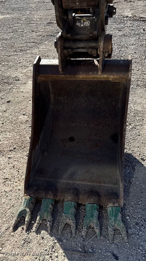 image for item EN0474 2011 Komatsu PC88MR-8 mini excavator