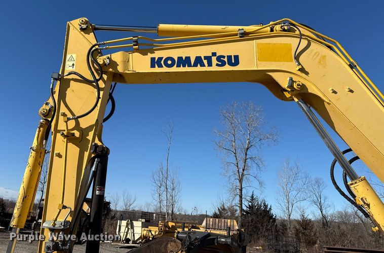 image for item EN0475 2012 Komatsu PC88MR-8 mini excavator