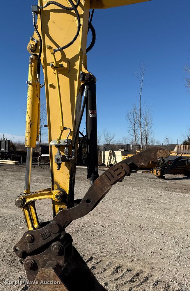 image for item EN0475 2012 Komatsu PC88MR-8 mini excavator