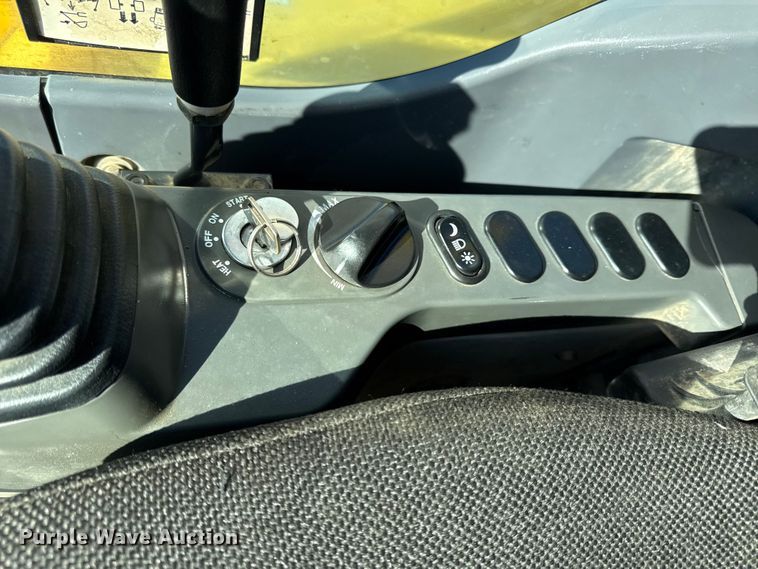 image for item EN0475 2012 Komatsu PC88MR-8 mini excavator