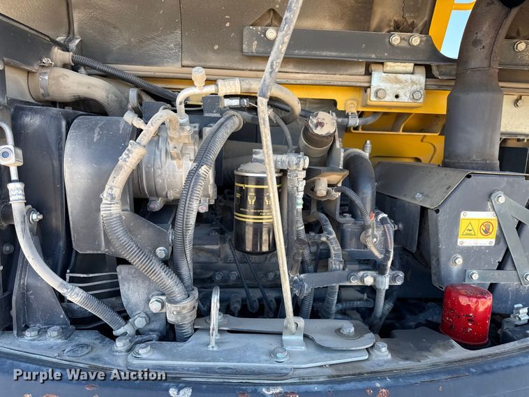 image for item EN0475 2012 Komatsu PC88MR-8 mini excavator