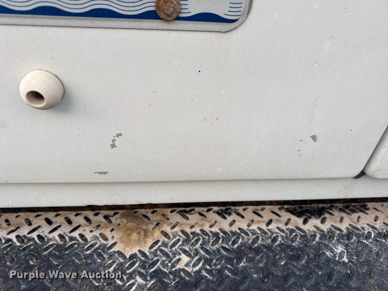 image for item EN0909 Astoria utility bed