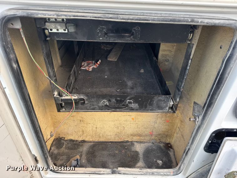 image for item EN0909 Astoria utility bed