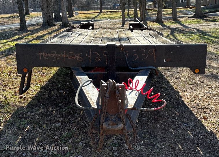 image for item EN5954 2005 Towmaster equipment trailer