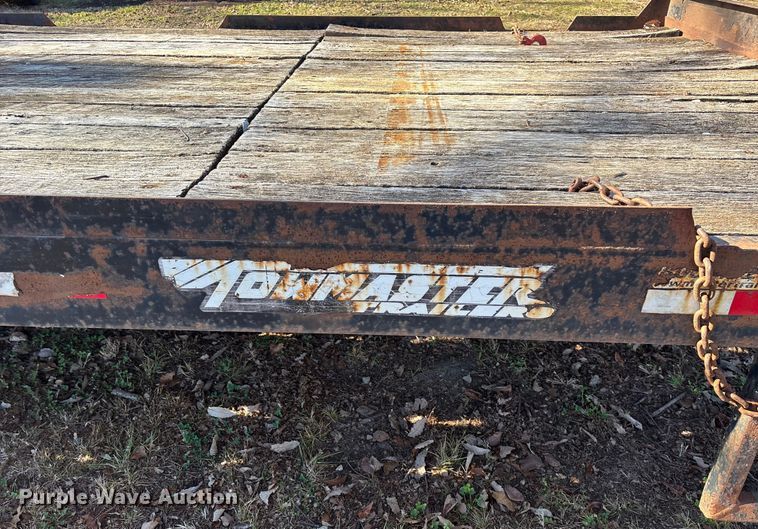 image for item EN5954 2005 Towmaster equipment trailer