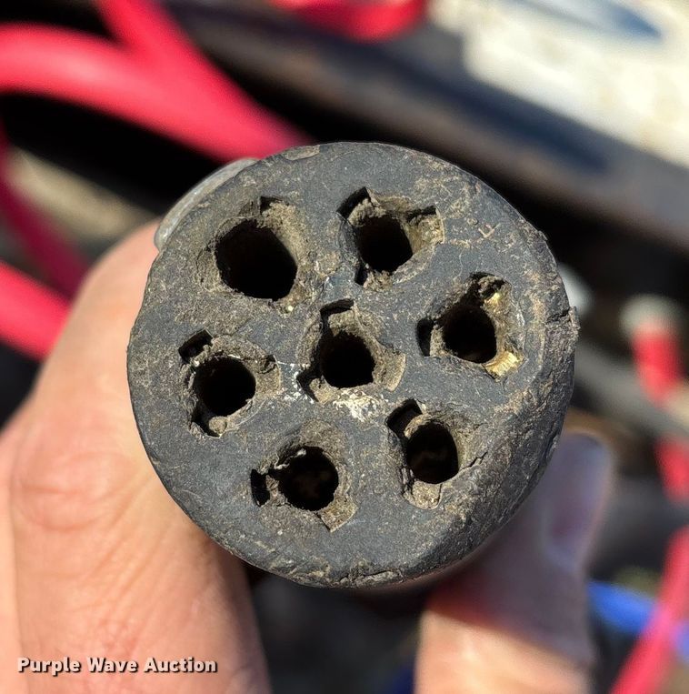 image for item EN5954 2005 Towmaster equipment trailer