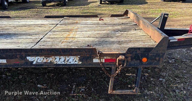 image for item EN5954 2005 Towmaster equipment trailer