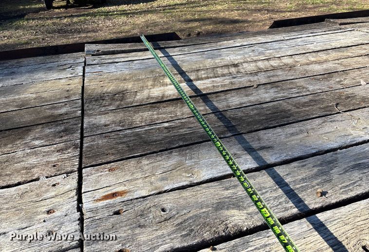 image for item EN5954 2005 Towmaster equipment trailer