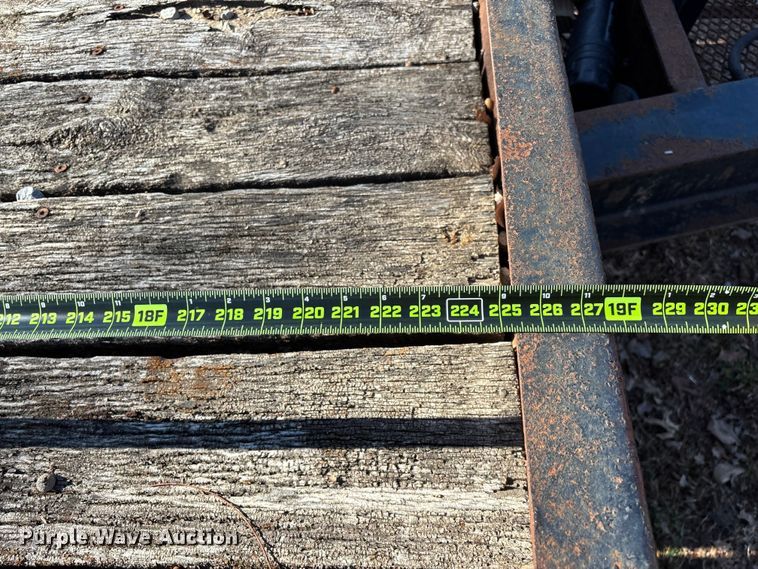 image for item EN5954 2005 Towmaster equipment trailer