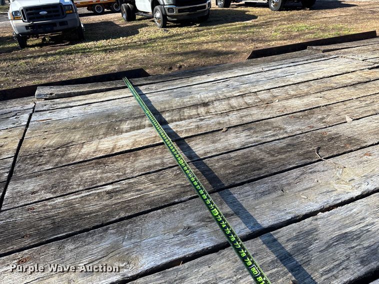 image for item EN5954 2005 Towmaster equipment trailer