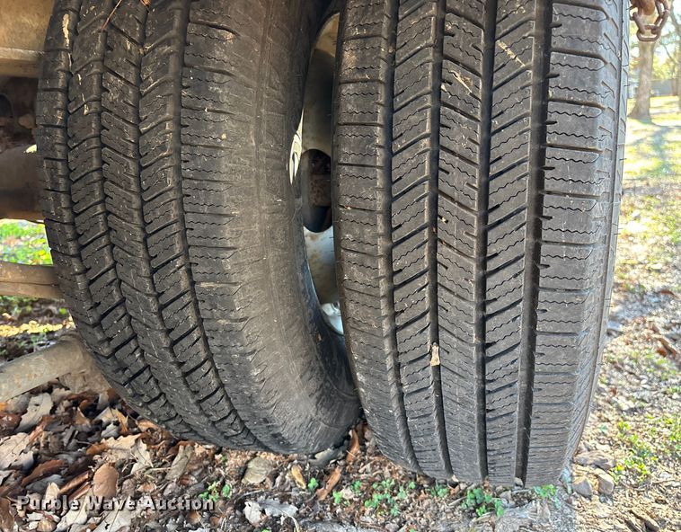 image for item EN5954 2005 Towmaster equipment trailer