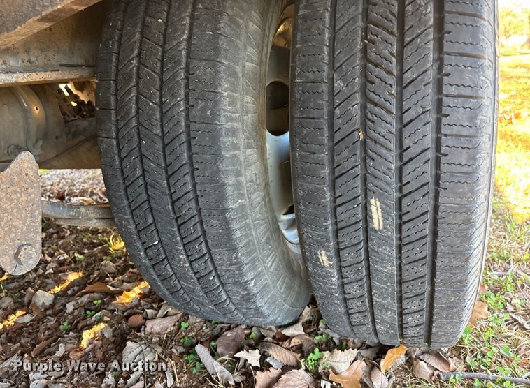 image for item EN5954 2005 Towmaster equipment trailer