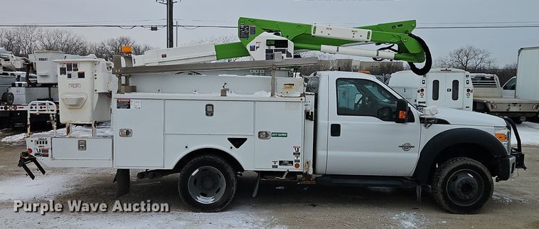 image for item EO4924 2016 Ford F550 bucket truck
