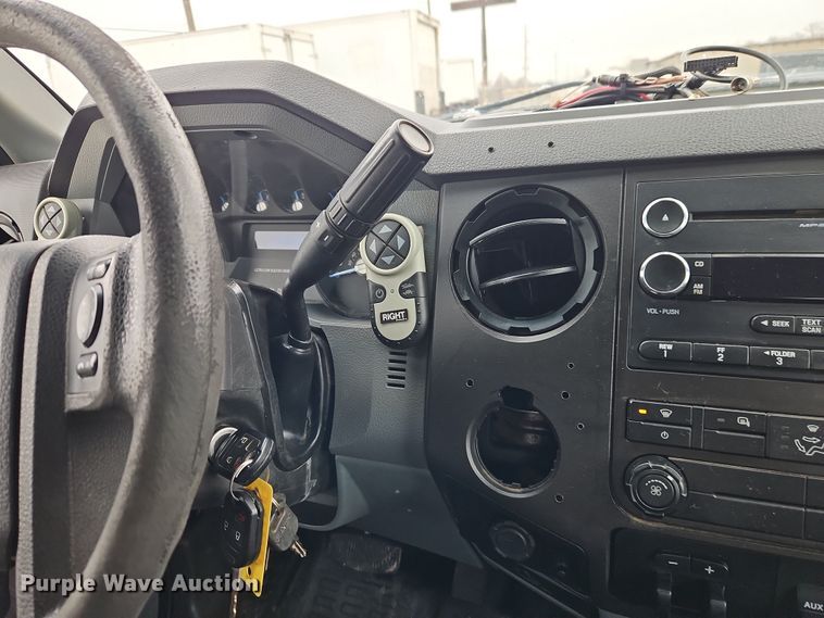 image for item EO4924 2016 Ford F550 bucket truck