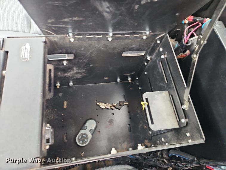 image for item EO4924 2016 Ford F550 bucket truck