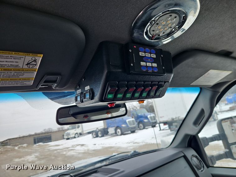 image for item EO4924 2016 Ford F550 bucket truck