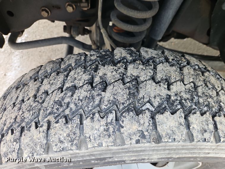 image for item EO4924 2016 Ford F550 bucket truck