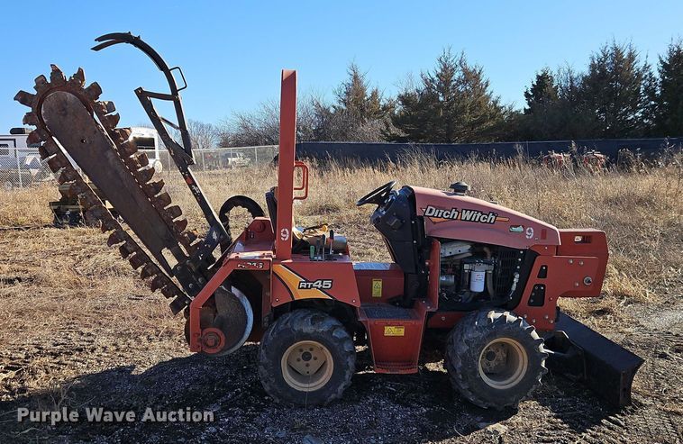 image for item EO4940 2016 Ditch Witch RT45 trencher