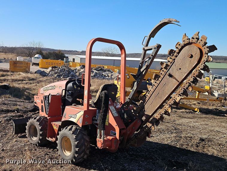 image for item EO4940 2016 Ditch Witch RT45 trencher