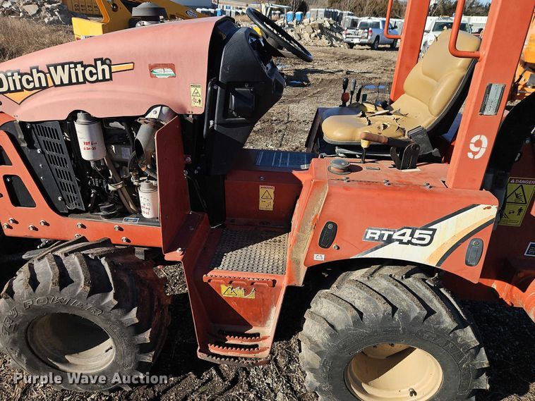 image for item EO4940 2016 Ditch Witch RT45 trencher