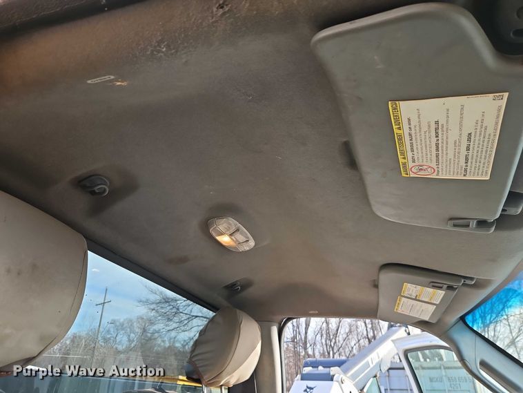 image for item EO4941 2015 Ford F550 utility / service truck