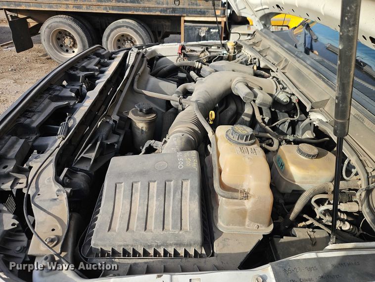 image for item EO4941 2015 Ford F550 utility / service truck