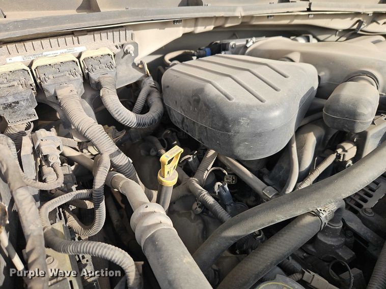 image for item EO4941 2015 Ford F550 utility / service truck